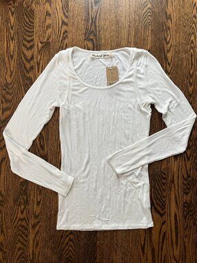 NWT Michael Stars White Ribbed Scoop Neck Long Sleeve